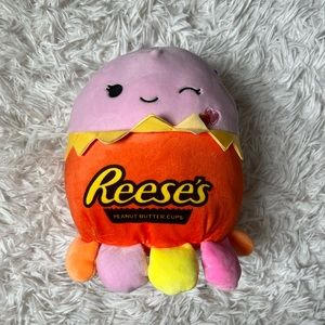 Reese’s Squishmallow